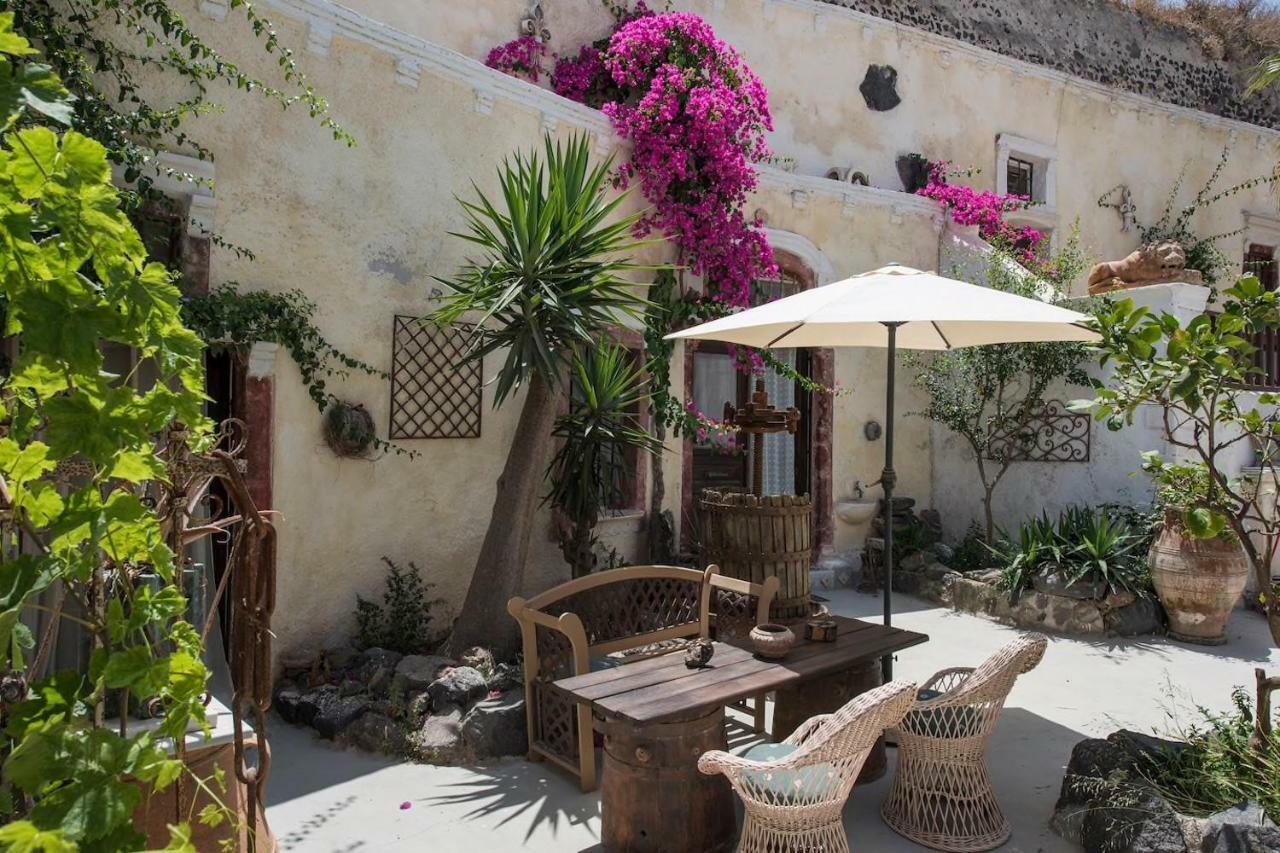 Santorini Cave Houses Vothon Exterior photo